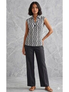 Caviar Vintage Sleeveless Black & White Zigzag Chevron Plisse Pleated Blouse